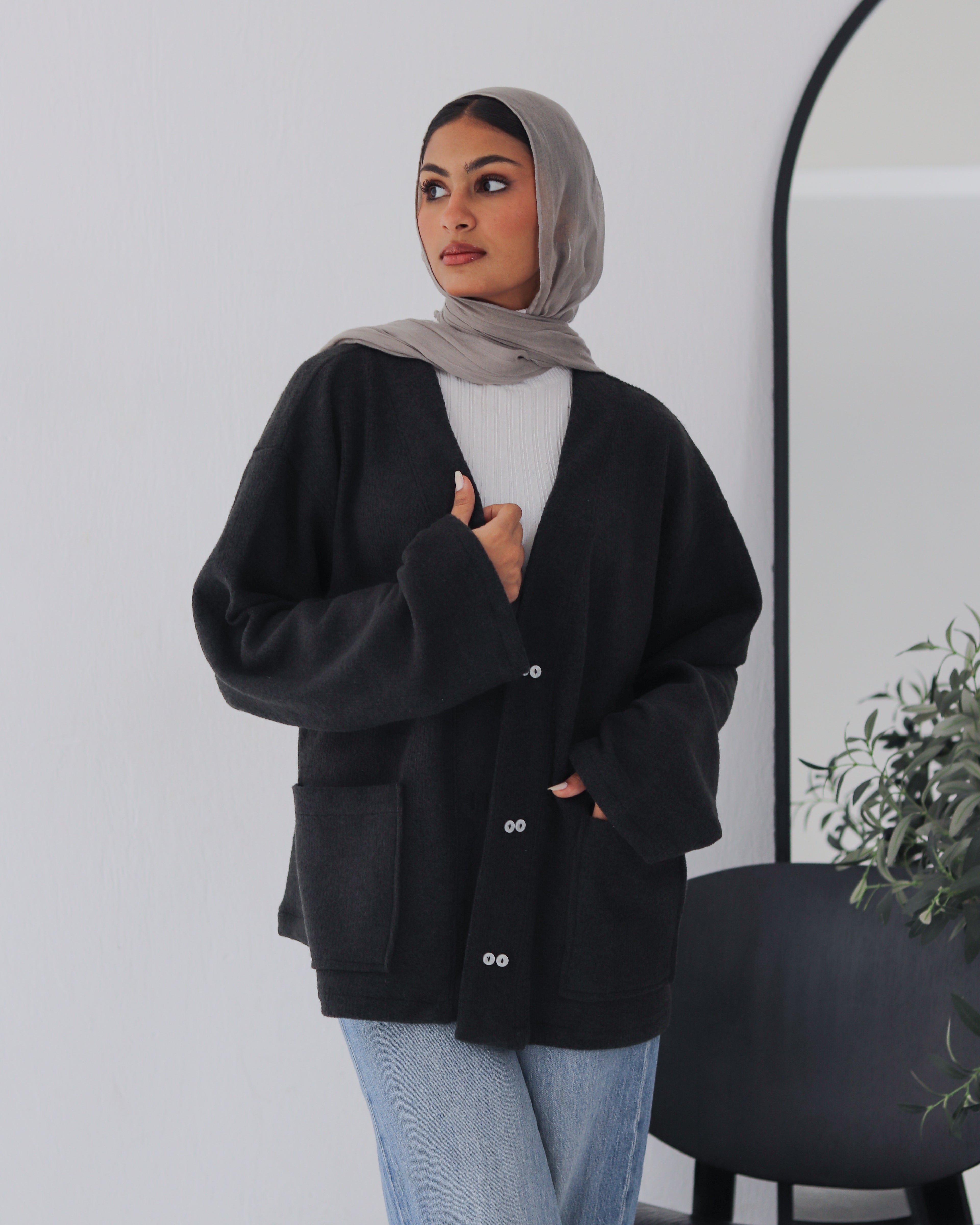 Snowflakes Cardigan - Black