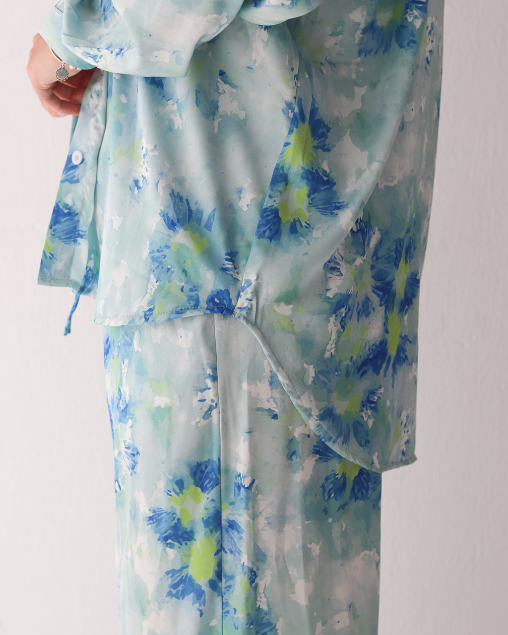 Ocean Satin Set