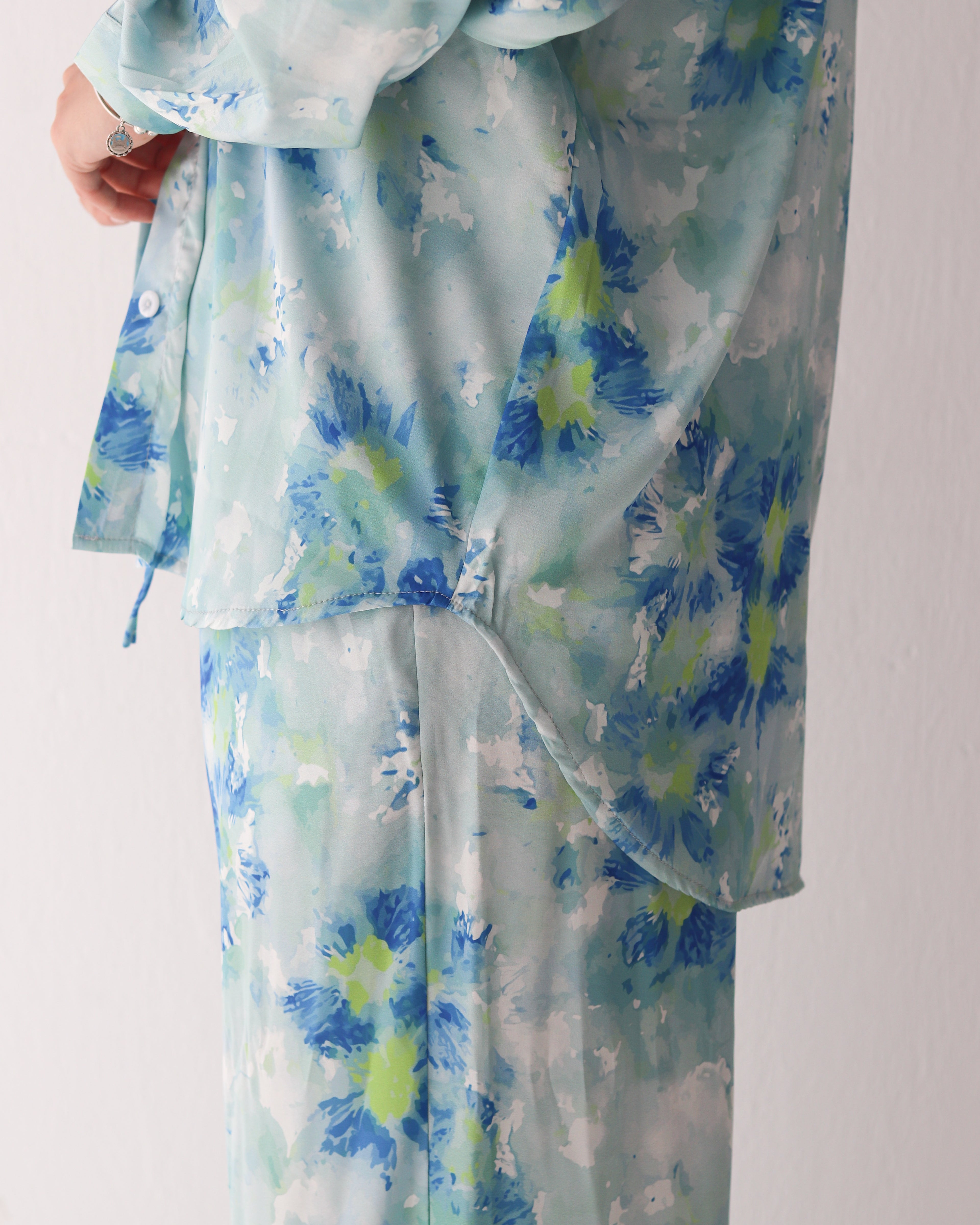Ocean Satin Set